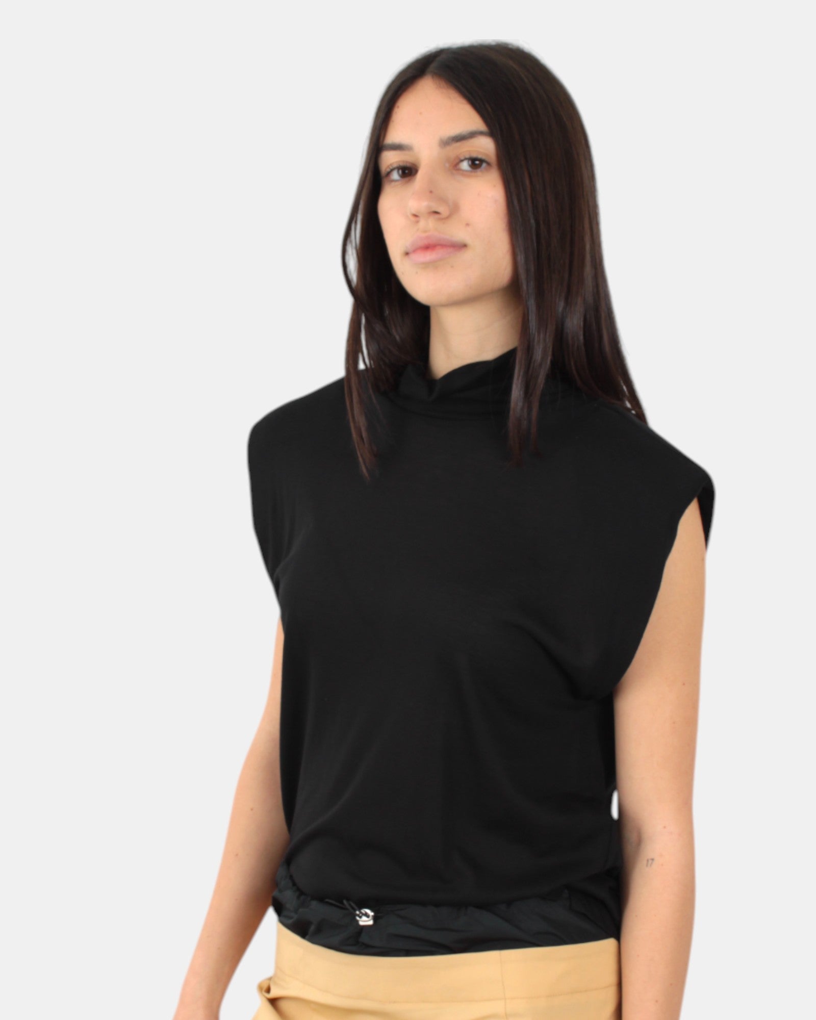 T-SHIRT Nero Liviana Conti