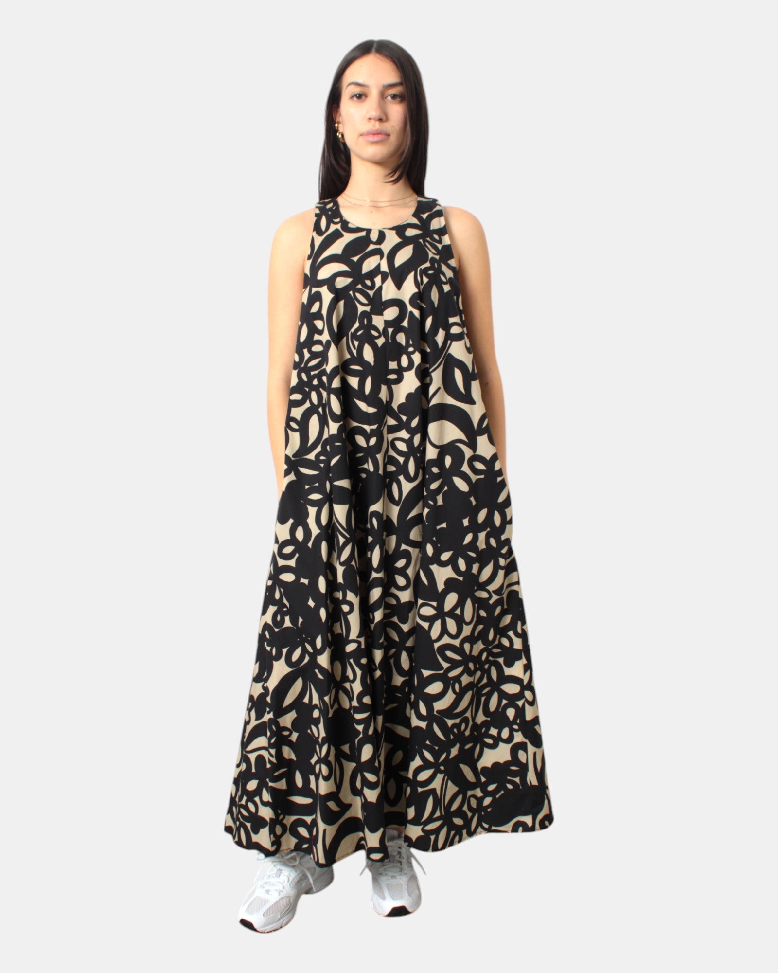 VESTITI Nero Meimei J