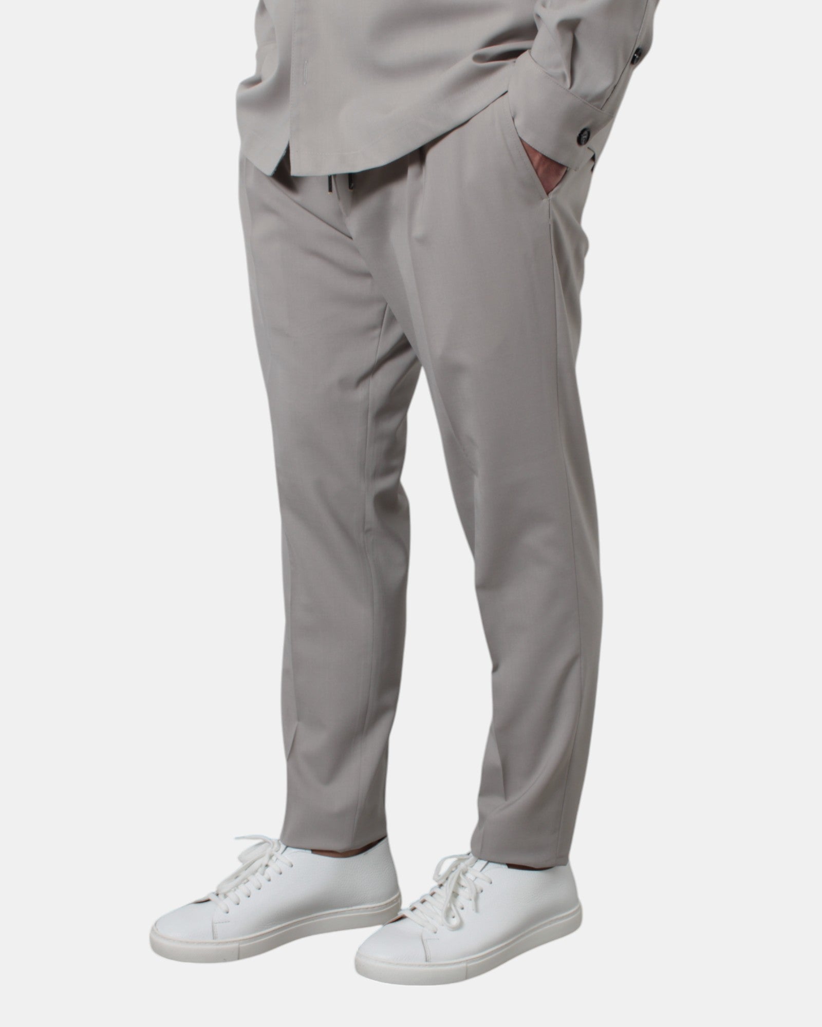 PANTALONI CON COULISSE Grigio Be.able