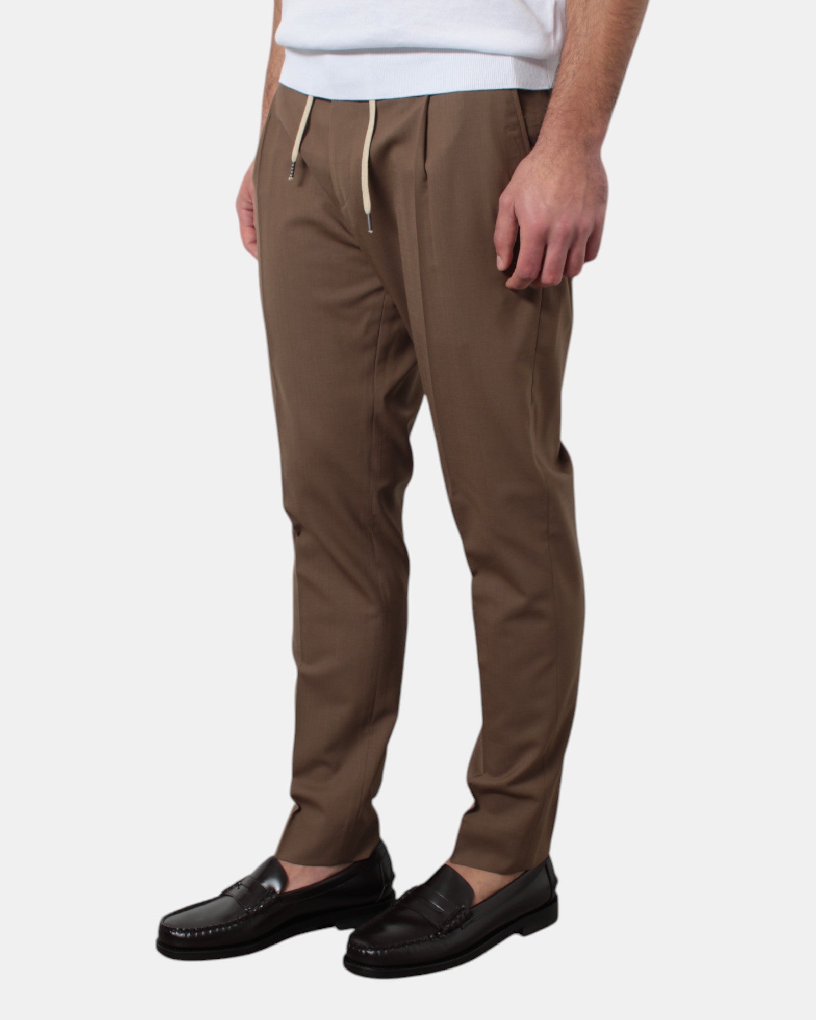 PANTALONI CON COULISSE Marrone Be.able