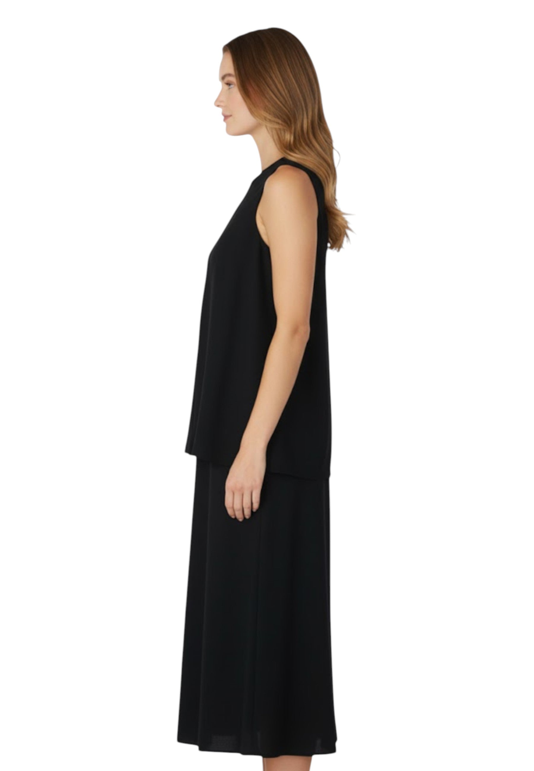 VESTITI Nero Liviana Conti