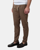 PANTALONI CON COULISSE Marrone Be.able