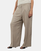 PANTALONI Beige Jucca