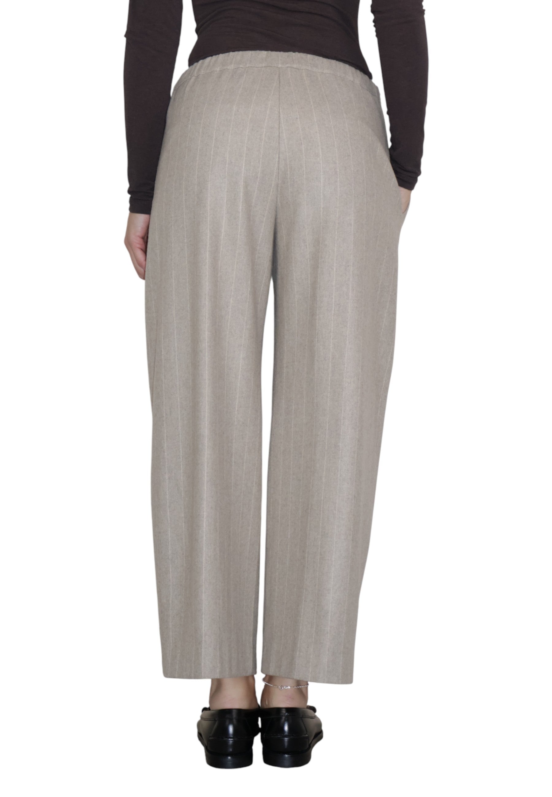 PANTALONI Beige Liviana Conti